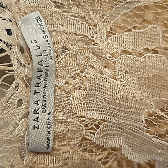 Zara Trafaluc women lace crop top, Size Small, Beige - Picture 6 of 7